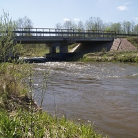Мост. Река Олица