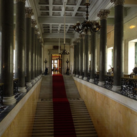 Эрмитаж. Парадная лестница в Новом Эрмитаже.