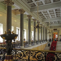 Эрмитаж. Парадная лестница в Новом Эрмитаже.