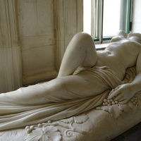 Эрмитаж. Скульптура "Спящая вакханка".