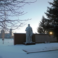 Братская могила 43 советских воинов