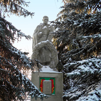 Братская могила  24 советских воинов