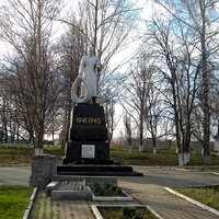 Братская могила 29 советских воинов