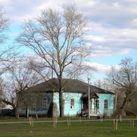 Бывший дом священника в селе Поповка