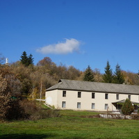 Бывшая школа...бывший спортзал.