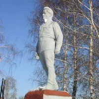 Памятник С.М.Кирову в с.Урлапово