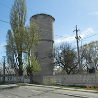 Илларионово.Водонапорная башня во дворе Коммунхоза.