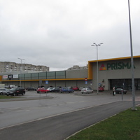 Нарва. Район Солдино, ТЦ Призма