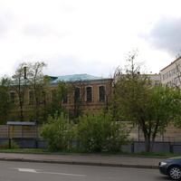Здание бывшей типографии (ранее - бумажная фабрика)