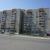 На улице Ялтинской.