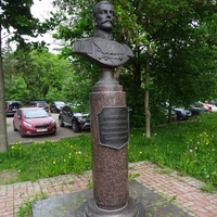 Памятник Великому князю Александру Михайловичу