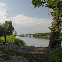 Рыбаки на левом берегу р. Северский Донец
