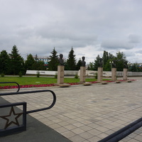 Аллея героев.