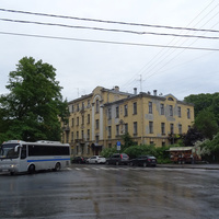 Улица Профессора Попова