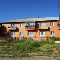 На Каменной улице.