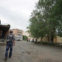 На улице Сорокина.