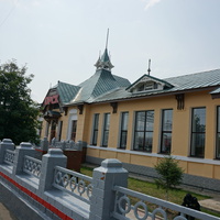 Здание ж\д вокзала ст Орск.