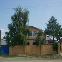 Красноснамённая улица.