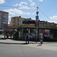 Остановочный комплекс площадь Васнецова.