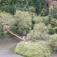 Дерновка. Навесной мост через Воргол.