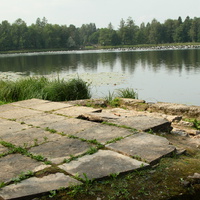 Дворцовый парк. Белое озеро.