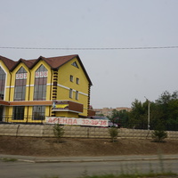 НА улице Строителей.