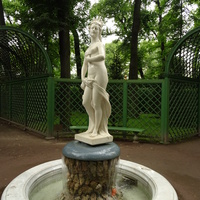 Летний сад. Скульптура "Нереида".