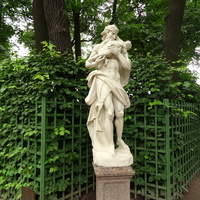 Летний сад. Скульптура "Сатурн".