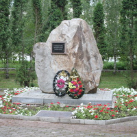 Елец. Памятник солдатам, погибшим в мирное время.