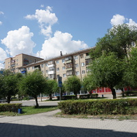 На улице Ленина.