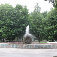 Городской-парк-аллея, фонтан