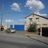 На улице Кандагачской.