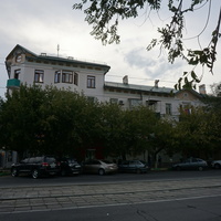 Нефтяников.На проспекте Ленина.