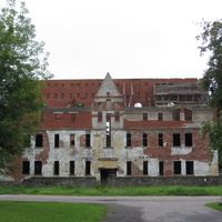 Нарва, район Кренгольма, идёт реставрация