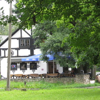 S. Lavretsovi, Нарва