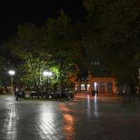 Вечерний Кисловодск. Площадь перед нарзанной галереей.