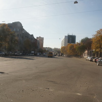 Улица Полтавский Шлях, БЦ Центральный, Пожарная часть, сквер Пожарного
