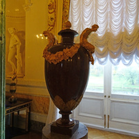 В залах Павловского дворца