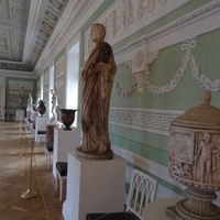 В залах Павловского дворца