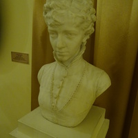 Павловский дворец. Выставка "Мир женщины и её увлечений"