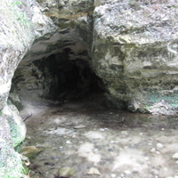 Тойла. Ору-парк. Грот Серебряный источник