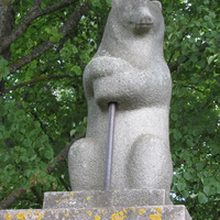 Тойла. Ору-парк. Ворота со скульптурами медведей 1939 год, фрагмент