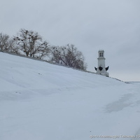 Восточная дамба и маяк