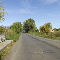 Дорога в центр села.