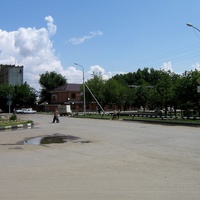 Вид в сторону пересечения ул.Толстого с ул.Октябрьской.08.07.2008г.