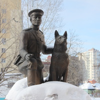 Белгород. Памятник Фёдору Хихлушке.