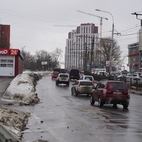 На улице Родионова.