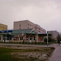 Офис ВТБ-24 с восточной стороны 6-го МКР. 23.03.2010г.