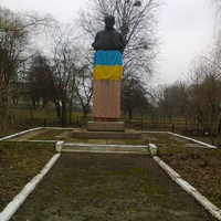 Пам'ятник Т.Г Шевченка в с. Муроване. У травні 1992р.відбулося урочисте святкування з нагоди відкриття пам’ятника Т.Г.Шевченку.