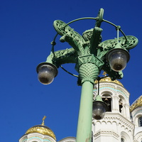 Фрагмент фонаря на Якорной площади.